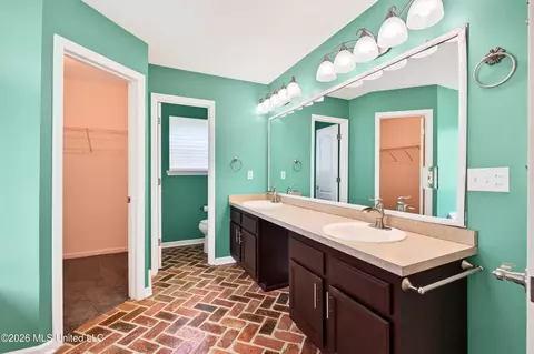 Bath - 5547 Paula Dr, Long Beach, MS 39560 photo 1 of 6