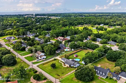 View/Area - 5547 Paula Dr, Long Beach, MS 39560 photo 2 of 4