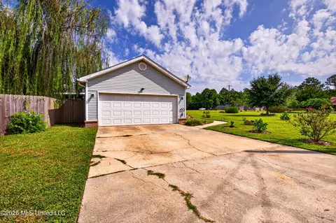 Exterior - 5547 Paula Dr, Long Beach, MS 39560 photo 6 of 17