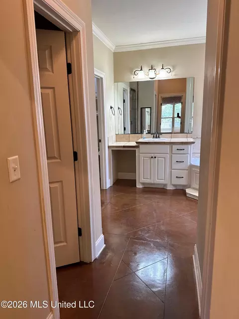 Entry Way - 103 Red Oak Ct, Madison, MS 39110 photo 3 of 3