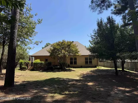 Exterior - 103 Red Oak Ct, Madison, MS 39110 photo 3 of 5