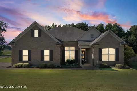 Exterior - 1375 Fieldstone St, Hernando, MS 38632 photo 2 of 5