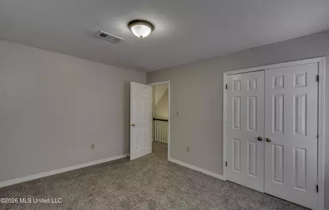 Bedroom - 823 Bibury Pl, Brandon, MS 39047 photo 6 of 8