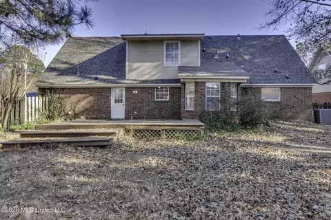 Exterior - 823 Bibury Pl, Brandon, MS 39047 photo 7 of 10