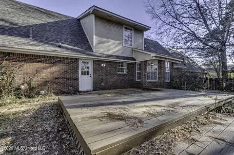 Exterior - 823 Bibury Pl, Brandon, MS 39047 photo 10 of 10