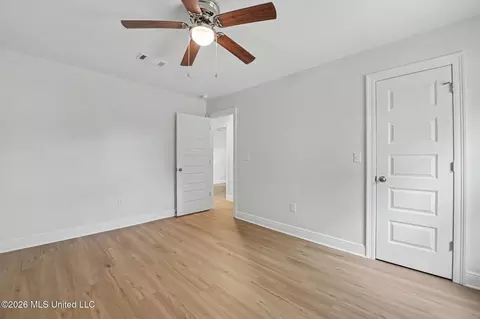 Bedroom - 12908 Dixie Hill Dr, Moss Point, MS 39562 photo 4 of 6