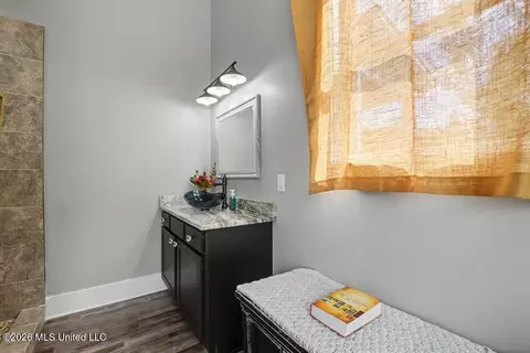 Bath - 20915 Busby Rd, Vancleave, MS 39565 photo 3 of 6