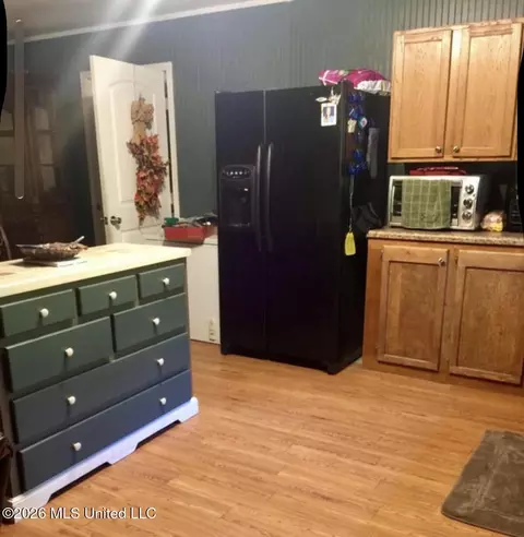 Kitchen - 20915 Busby Rd, Vancleave, MS 39565 photo 5 of 5
