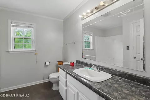 Bath - 17425 Marian Ct, Saucier, MS 39574 photo 4 of 4