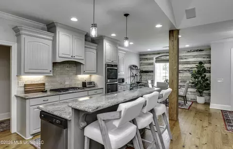 Kitchen - 101 Winchester Cv, Madison, MS 39110 photo 2 of 7