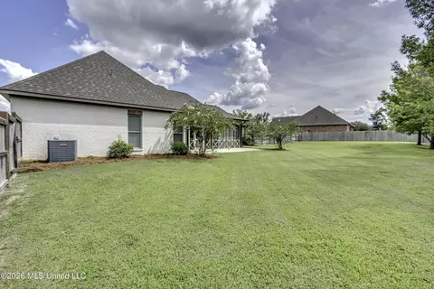 Exterior - 101 Winchester Cv, Madison, MS 39110 photo 7 of 18