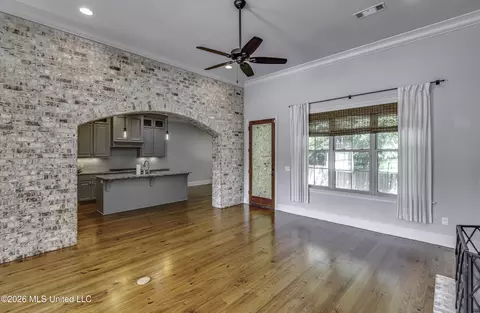 Living - 189 Stone Creek Dr, Madison, MS 39110 photo 3 of 6