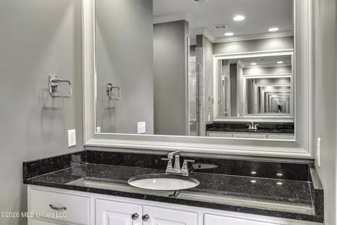 Bath - 189 Stone Creek Dr, Madison, MS 39110 photo 9 of 11