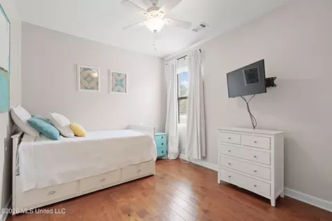 Bedroom - 657 N Doe Creek Trl, Hernando, MS 38632 photo 3 of 5