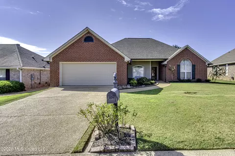 Exterior - 504 Wildberry Dr, Pearl, MS 39208 photo 2 of 14