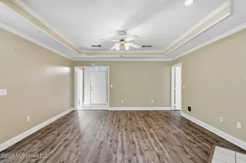 Living - 3110 Tynes Dr, Byram, MS 39272 photo 5 of 5