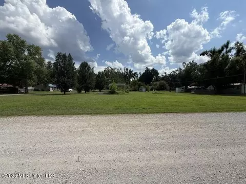 156 Phil Ln, Sardis, MS 38666 photo 4
