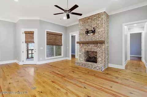 Living - 445 Brazos Dr, Brandon, MS 39047 photo 3 of 4