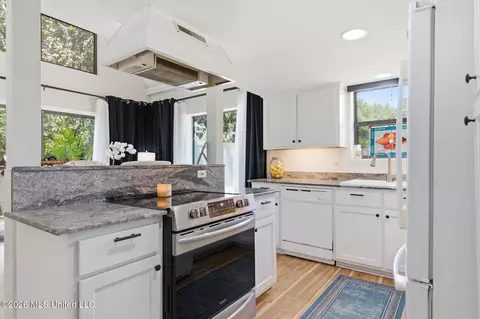 Kitchen - 17376 Saucier Lizana Rd, Saucier, MS 39574 photo 1 of 5
