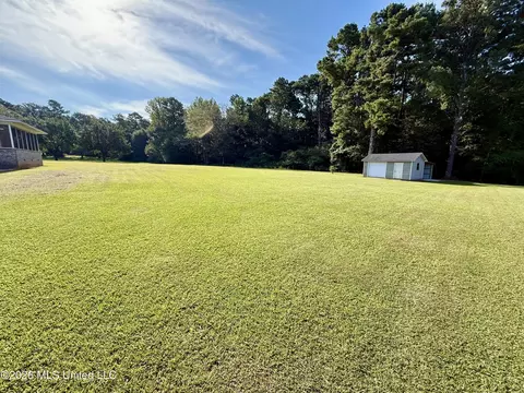 Exterior - 297 Old Magee Rd, Magee, MS 39111 photo 4 of 9