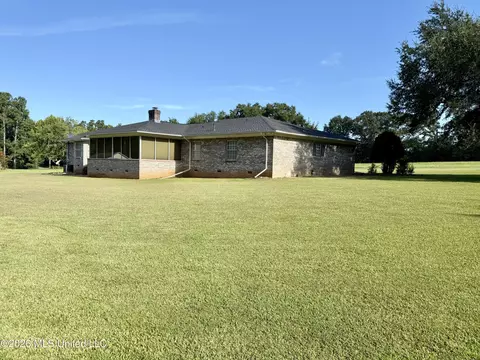 Exterior - 297 Old Magee Rd, Magee, MS 39111 photo 6 of 9