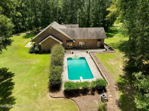 Exterior - 1189 Kenna Rd, Summit, MS 39666 photo 2 of 11