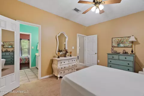 Bedroom - 1189 Kenna Rd, Summit, MS 39666 photo 6 of 8