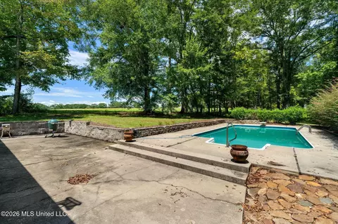 Exterior - 1189 Kenna Rd, Summit, MS 39666 photo 9 of 11