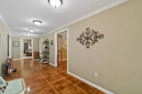 Entry Way - 1189 Kenna Rd, Summit, MS 39666 photo 6 of 8