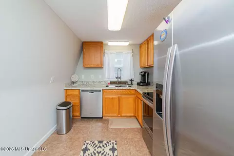 Kitchen - 6085 Apache Dr, Kiln, MS 39556 photo 1 of 1