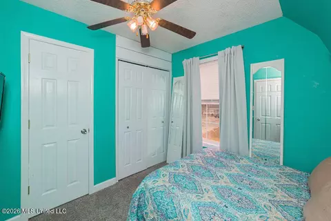 Bedroom - 6085 Apache Dr, Kiln, MS 39556 photo 2 of 2