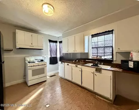 205 Albert St, Brookhaven, MS 39601 photo 5