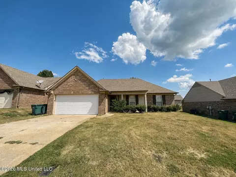 3944 Long Fence Dr, Southaven, MS 38671