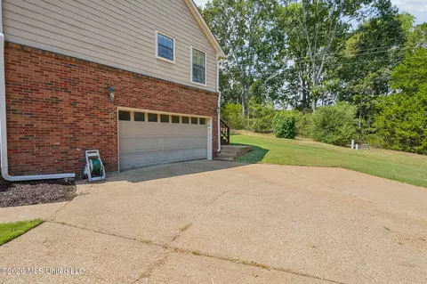 Exterior - 4370 Bienville Rd, Nesbit, MS 38651 photo 2 of 6