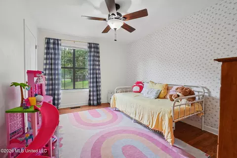 Bedroom - 4370 Bienville Rd, Nesbit, MS 38651 photo 4 of 6