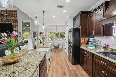 Entry Way - 4578 Mccracken Rd, Hernando, MS 38632 photo 4 of 7
