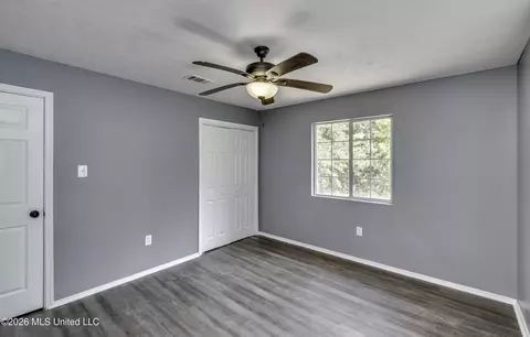 Bedroom - 122 Hull Dr, Magee, MS 39111 photo 2 of 6