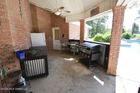 Exterior - 135 Cidero Rd, Raymond, MS 39154 photo 11 of 11