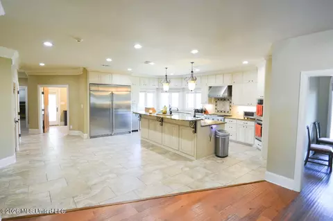 Kitchen - 135 Cidero Rd, Raymond, MS 39154 photo 1 of 6