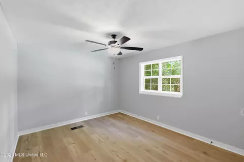 Bedroom - 728 Colonial Cir, Jackson, MS 39211 photo 3 of 4