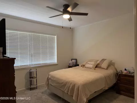 Bedroom - 33 Pebble Hill Dr, Brandon, MS 39042 photo 2 of 3
