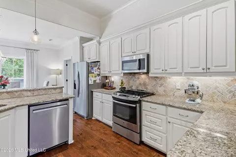 Kitchen - 146 Huber St, Madison, MS 39110 photo 3 of 4