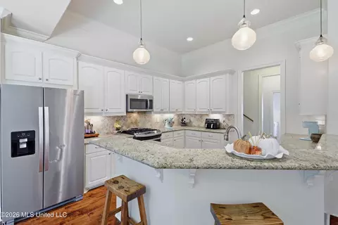Kitchen - 146 Huber St, Madison, MS 39110 photo 1 of 4