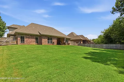Exterior - 146 Huber St, Madison, MS 39110 photo 5 of 7