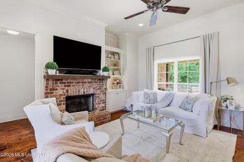 Living - 146 Huber St, Madison, MS 39110 photo 1 of 1