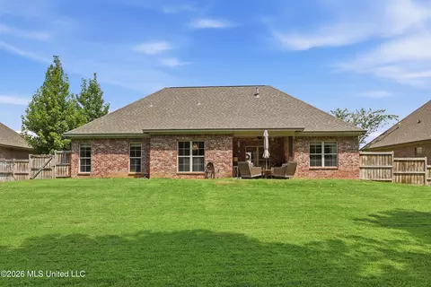 Exterior - 146 Huber St, Madison, MS 39110 photo 4 of 7