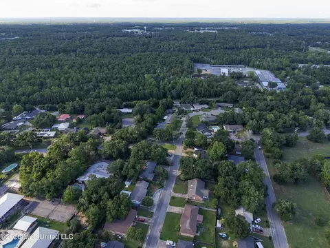View/Area - 1560 E Second St, Pass Christian, MS 39571 photo 8 of 9