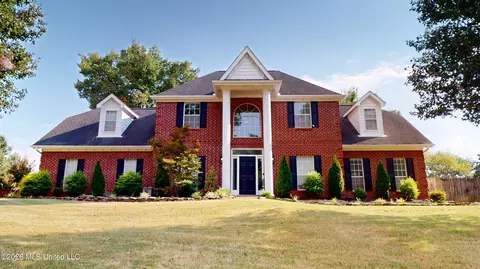 2761 Dickens Place Dr, Southaven, MS 38671