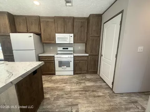 1246 Bolton Loop, Beaumont, MS 39423 photo 5