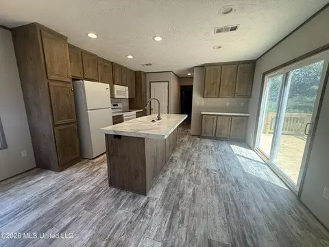 1246 Bolton Loop, Beaumont, MS 39423 photo 4